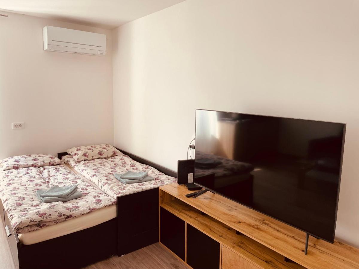 Blue Sky Apartment Koper Ngoại thất bức ảnh